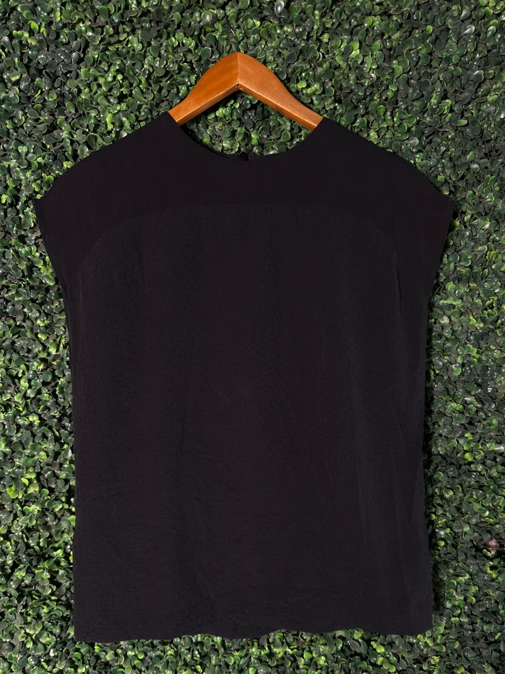 Tory Burch Silk Textured Cap Sleeve Blouse Black Size 2